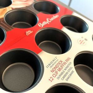 Molde para Muffin Betty Crocker, 12 Espacios - 35 x 26,5 cm.